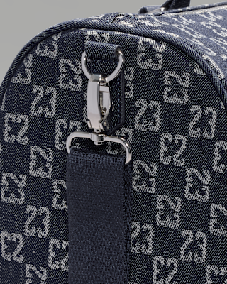 NIKE公式】ジョーダン モノグラム ダッフルバッグ (25L).オンライン